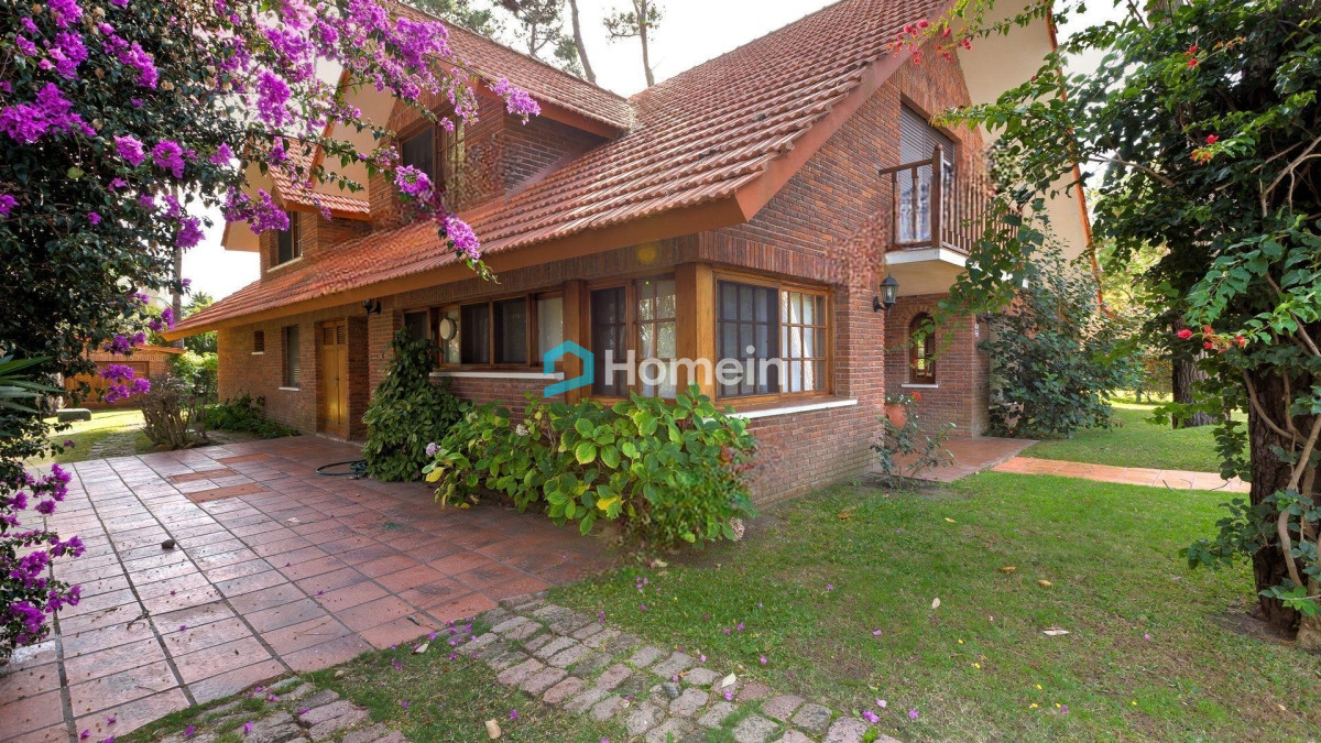 Casa ID.333 - Excelente Casa muy Próxima al Mar