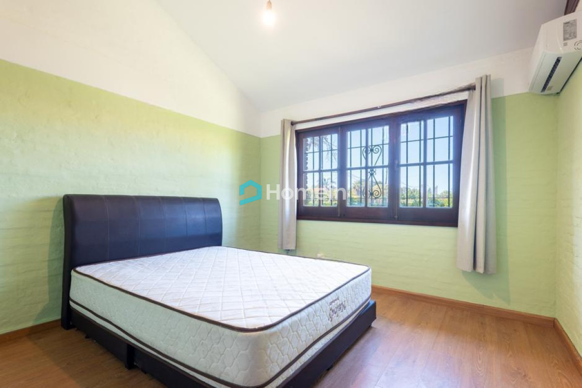 Casa ID.2132 - Esplendida Residencia a metros de los Colegios