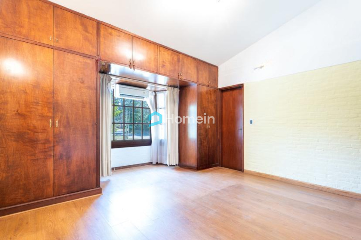 Casa ID.2132 - Esplendida Residencia a metros de los Colegios