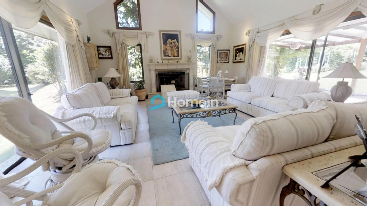 Casa ID.343 - Espectacular Masión con piscina cerrada a 100 metros del mar