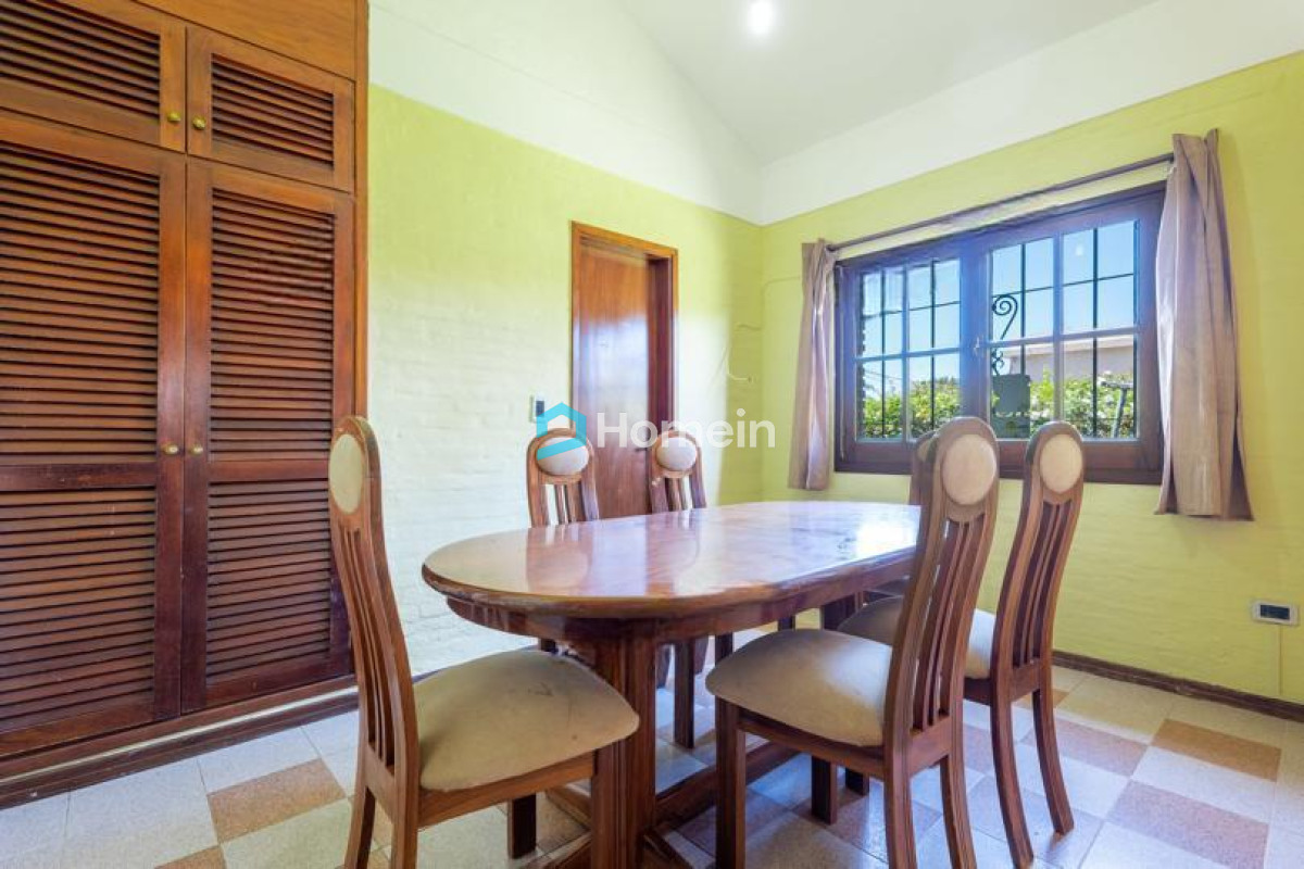 Casa ID.2132 - Esplendida Residencia a metros de los Colegios