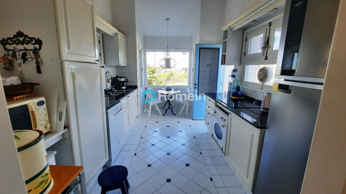 Casa ID.851 - Espectacular Residencia en La Barra con Vista al Mar