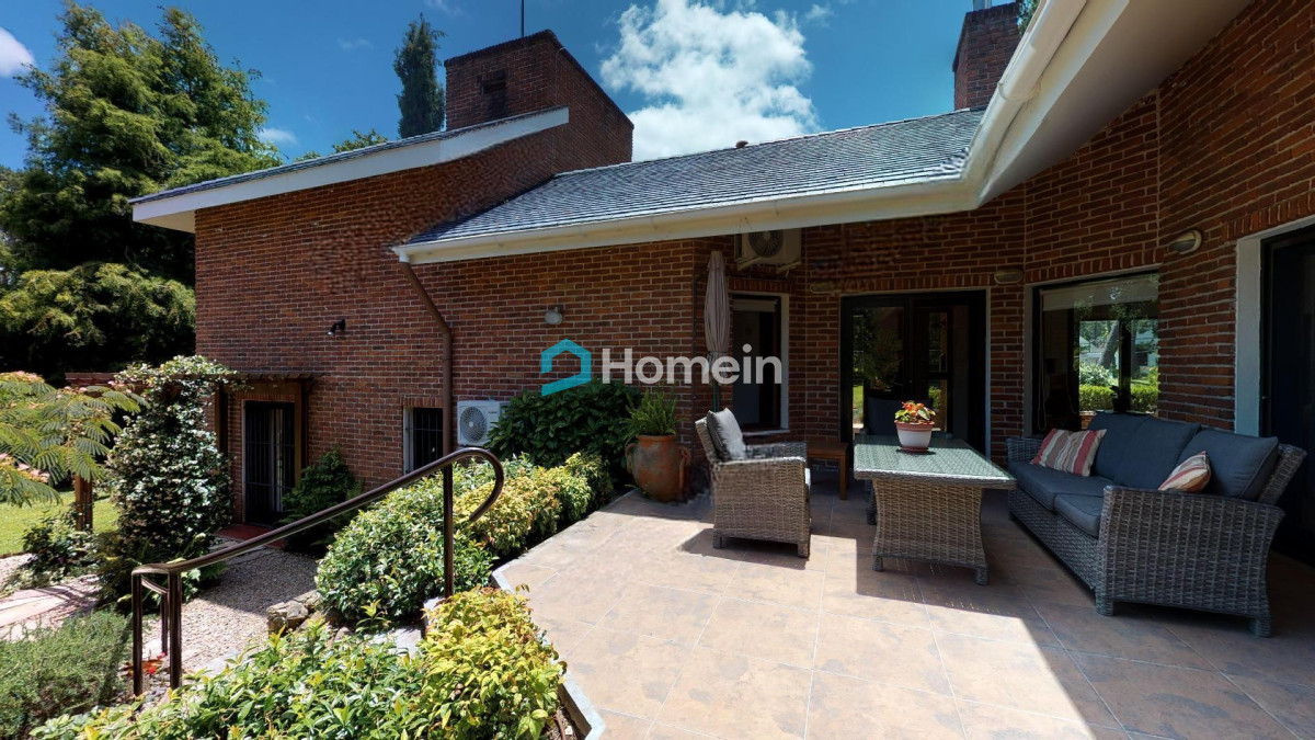 Casa ID.2104 - Chalet Impecable en Lugano, Punta del Este