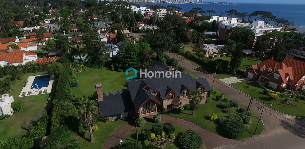 Casa ID.343 - Espectacular Masión con piscina cerrada a 100 metros del mar