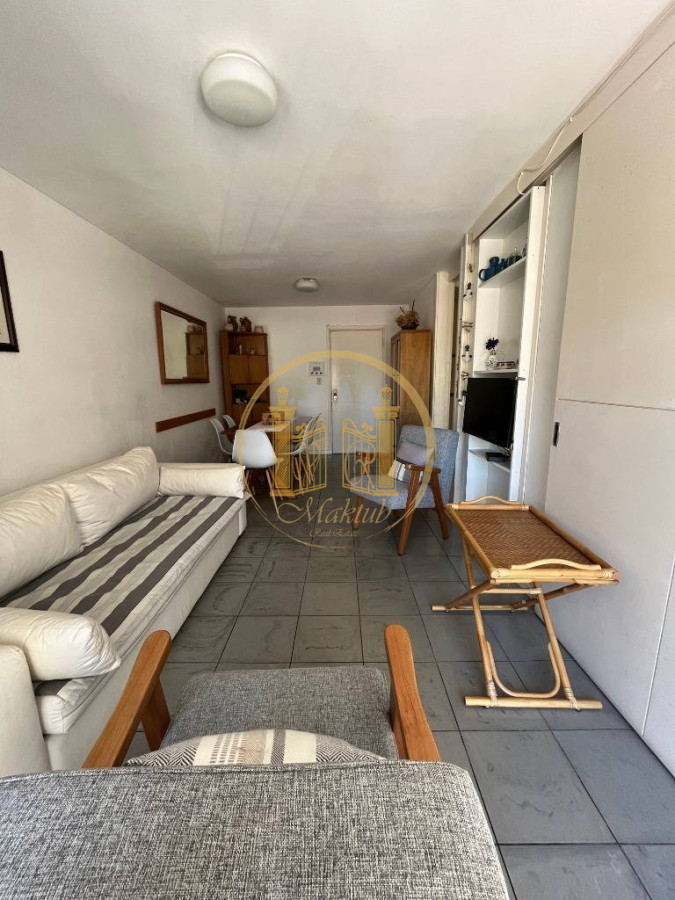 Apartamento ID.549 - Vendo apartamento, 1 dormitorio, balcón, cochera, Península, Punta del este, Maldonado