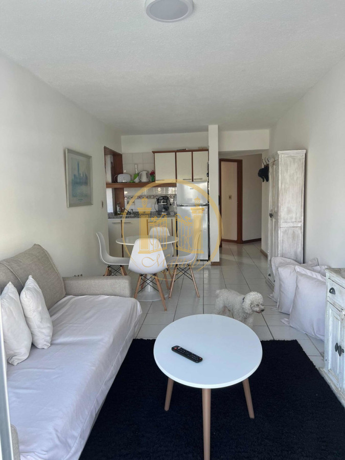 Apartamento ID.240 - Vendo Apartamento, 2 dormitorio, 2 baños, Península, Punta del este, Maldonado