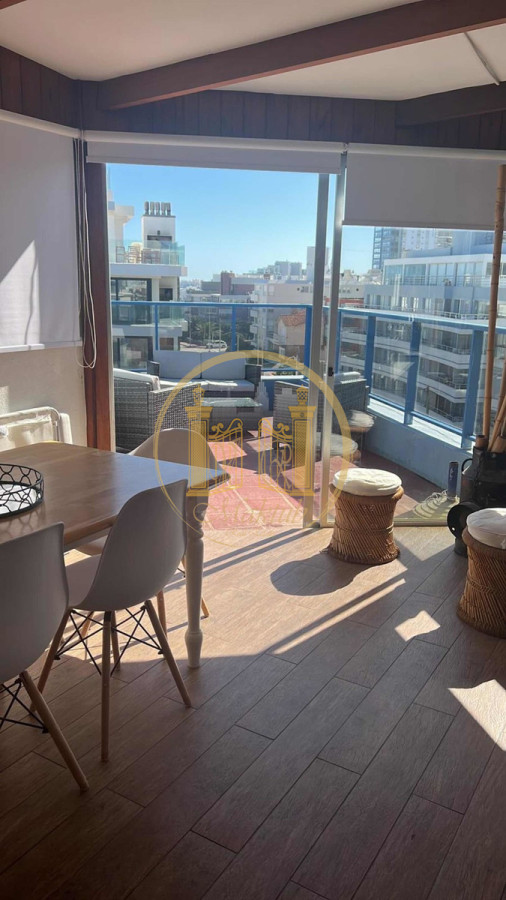 Apartamento ID.240 - Vendo Apartamento, 2 dormitorio, 2 baños, Península, Punta del este, Maldonado