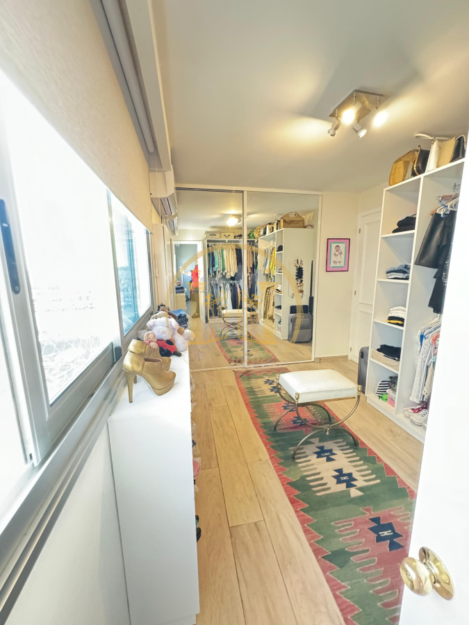 Apartamento ID.836 - VENDO APARTAMENTO, 3 DORMITORIOS, 3 BANOS, BALCON, PENINSULA, PUNTA DEL ESTE, MALDONADO 
