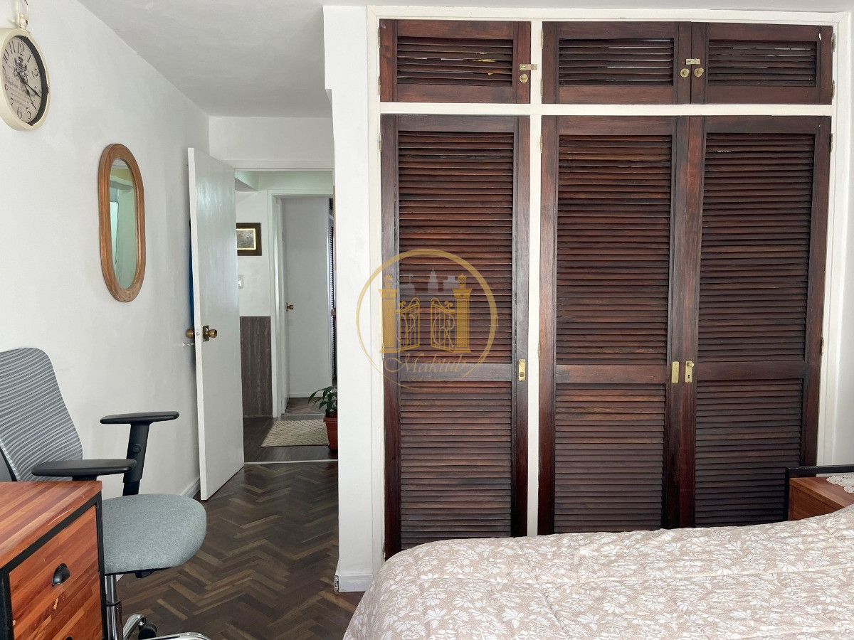 Apartamento ID.820 - VENDO APARTAMENTO, 2 DORMITORIOS, 2 BANOS, GARAJE, PENINSULA, PUNTA DEL ESTE, MALDONADO 