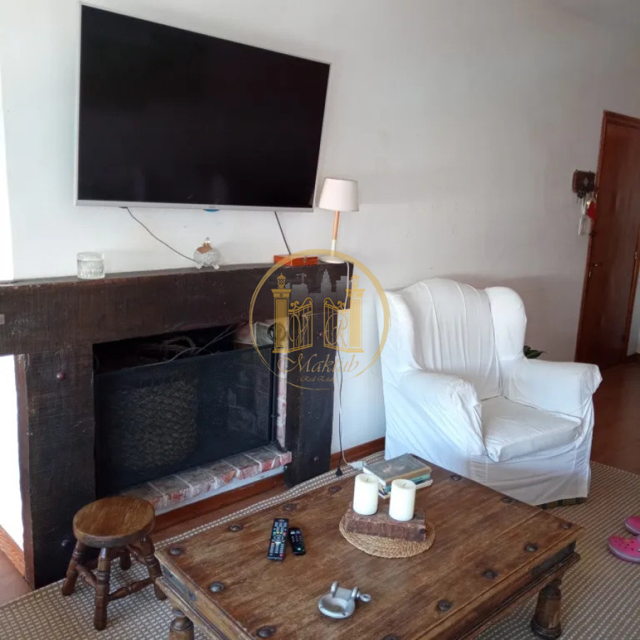 Apartamento ID.1160 - VENDO APARTAMENTO O PERMUTO, 2 DORMITORIOS, ESTUFA A LENA, CENTRO, MALDONADO 