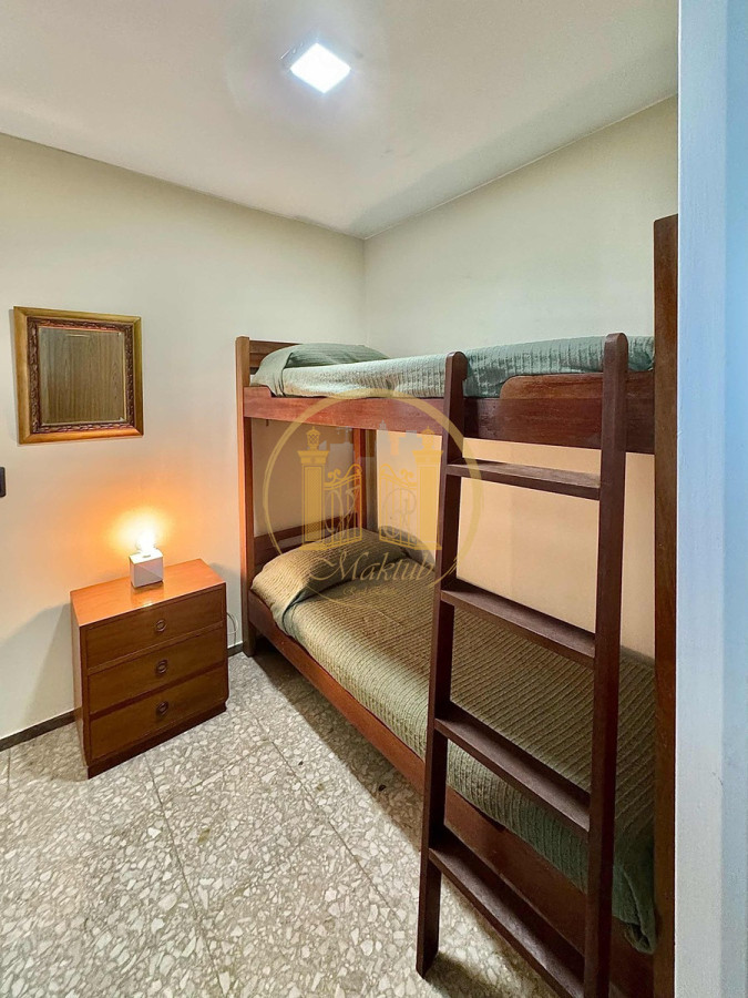 Apartamento ID.822 - VENDO APARTAMENTO, 2 DORMITORIOS, 2 BANOS, GARAJE, PENINSULA, PUNTA DEL ESTE, MALDONADO 