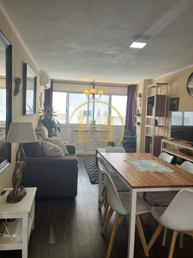 Apartamento ID.820 - VENDO APARTAMENTO, 2 DORMITORIOS, 2 BANOS, GARAJE, PENINSULA, PUNTA DEL ESTE, MALDONADO 