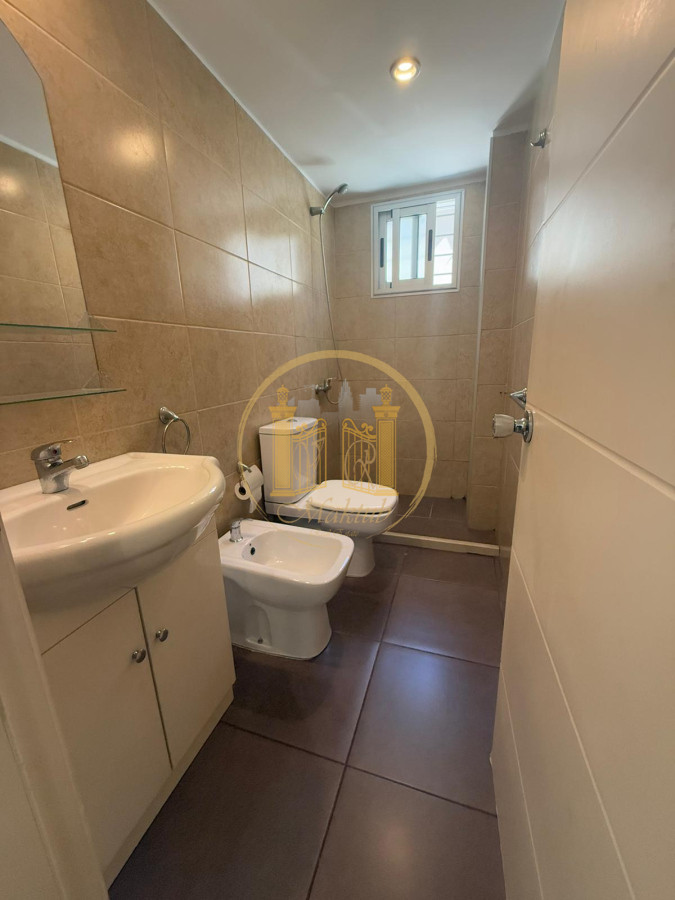 Apartamento ID.736 - Venta casa, 2 Dormitorios, Centro, Maldonado