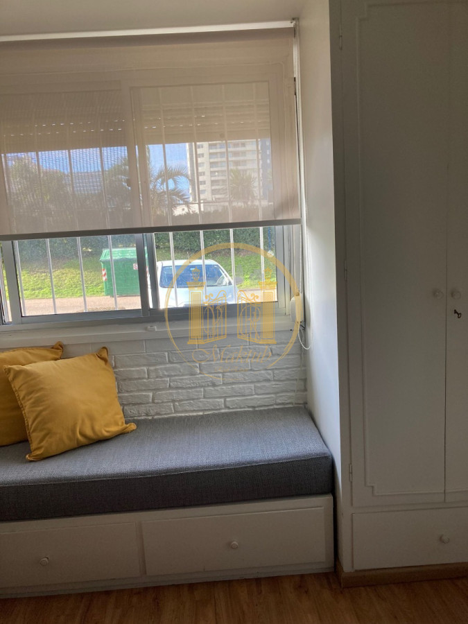 Apartamento ID.16 - Apartamento en alquiler, monoambiente, Punta del Este