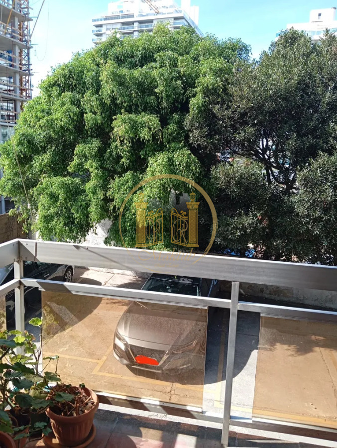 Apartamento ID.1127 - VENDO APARTAMENTO, 1 DORMITORIO, BALCON, COCHERA, AIDY GRILL, PUNTA DEL ESTE, MALDONADO