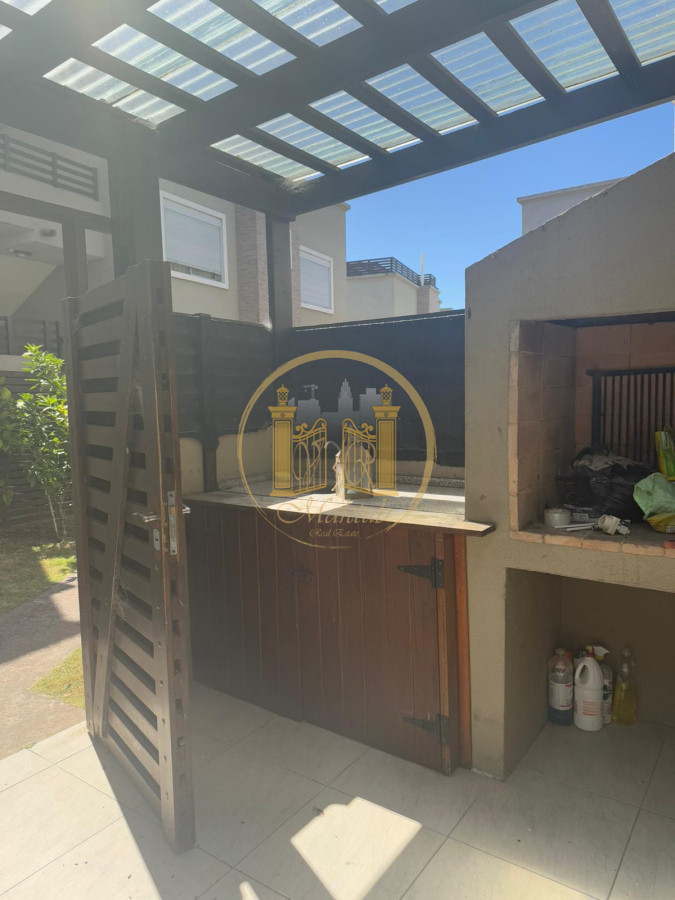 Apartamento ID.736 - Venta casa, 2 Dormitorios, Centro, Maldonado