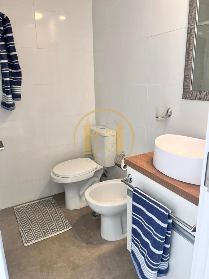 Apartamento ID.1140 - VENDO MONOAMBIENTE, COCHERA, LAS DELICIAS, MALDONADO