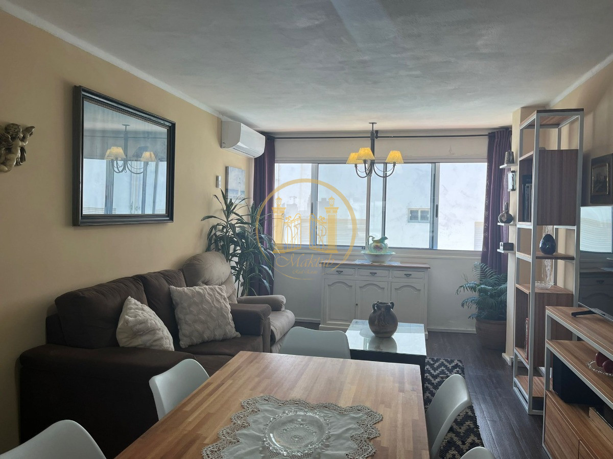 Apartamento ID.820 - VENDO APARTAMENTO, 2 DORMITORIOS, 2 BANOS, GARAJE, PENINSULA, PUNTA DEL ESTE, MALDONADO 