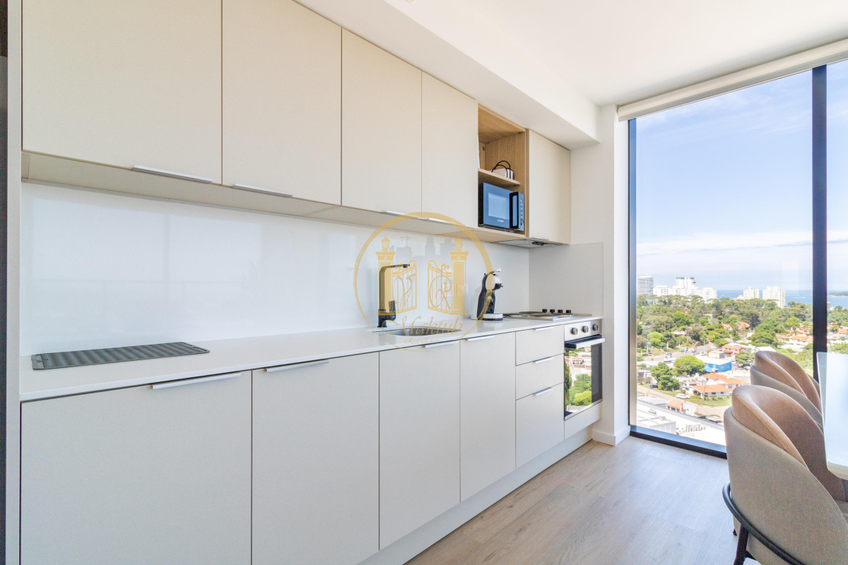 Apartamento ID.823 - VENDO APARTAMENTO, 3 DORMITORIOS, 2 BANOS, LOCK OFF, BALCON, FULL AMENITIES, PUNTA DEL ESTE, MALDONADO 