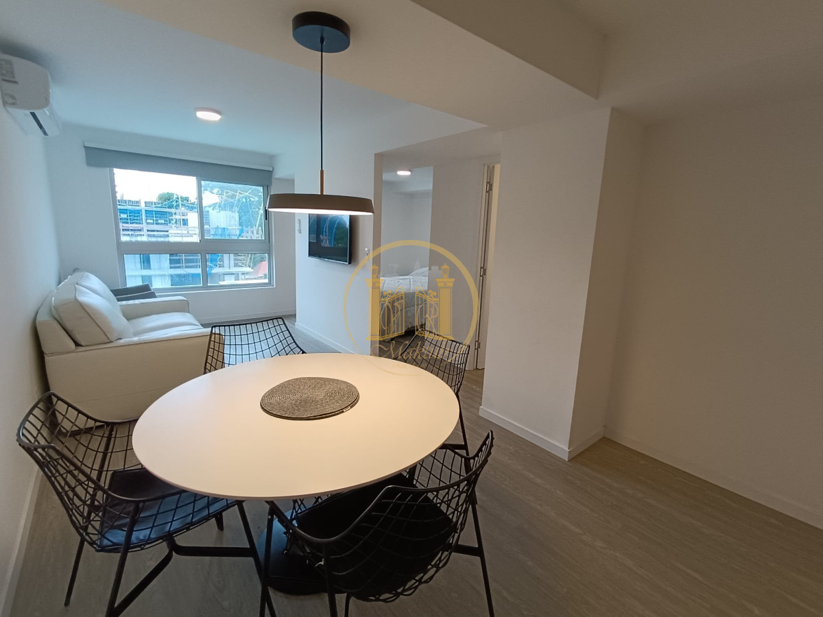 Apartamento ID.447 - Vendo Apartamento, monoambiente, full amenities,en edificio de lujo, Punta del este, Maldonado