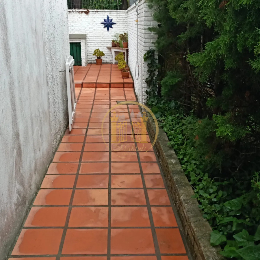 Apartamento ID.20 - Alquilo Apartamento tipo casita, 1 dormitorio, patio con parrillero. Punta del Este, Maldonado
