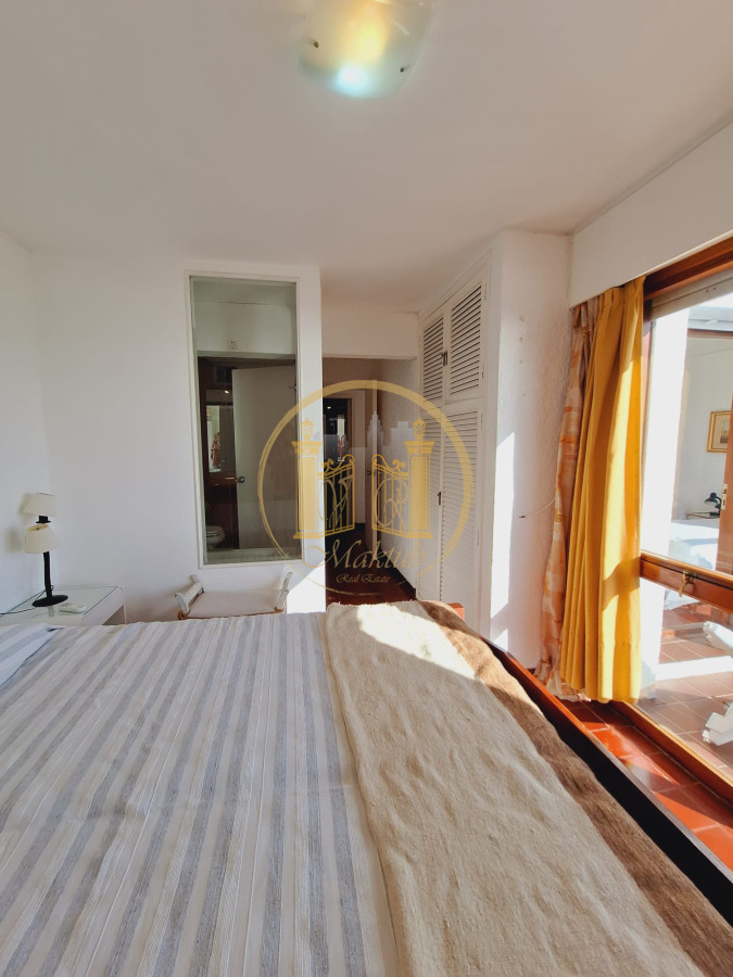 Apartamento ID.306 - ALQUILO APARTAMENTO FRENTE AL MAR, 2 DORMITORIOS, 2 BAÑOS, GARAGE, PUNTA DEL ESTE, MALDONADO.
