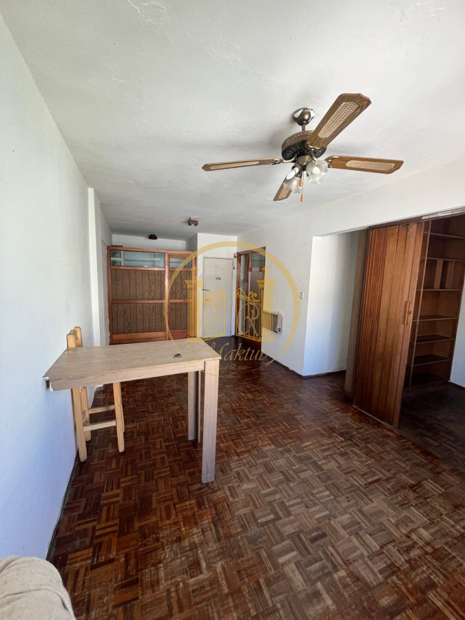 Apartamento ID.970 - VENDO APARTAMENTO, 1 DORMITORIO, CENTRO, MONTEVIDEO