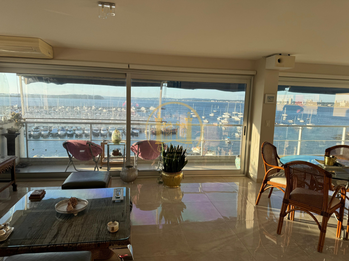 Apartamento ID.836 - VENDO APARTAMENTO, 3 DORMITORIOS, 3 BANOS, BALCON, PENINSULA, PUNTA DEL ESTE, MALDONADO 