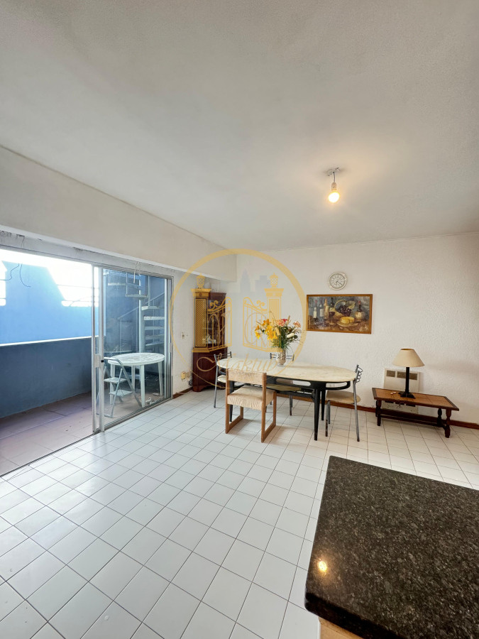 Apartamento ID.648 - VENDO APARTAMENTO, 2 DORMITORIOS, 2 BAÑOS - 1 EN SUITE, TERRAZA PROPIA CON PARRILLERO, PENÍNSULA, PUNTA DEL ESTE, MALDONADO.