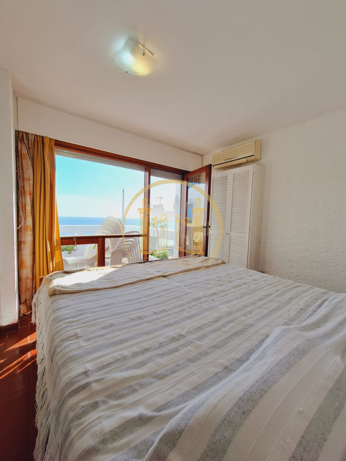 Apartamento ID.306 - ALQUILO APARTAMENTO FRENTE AL MAR, 2 DORMITORIOS, 2 BAÑOS, GARAGE, PUNTA DEL ESTE, MALDONADO.