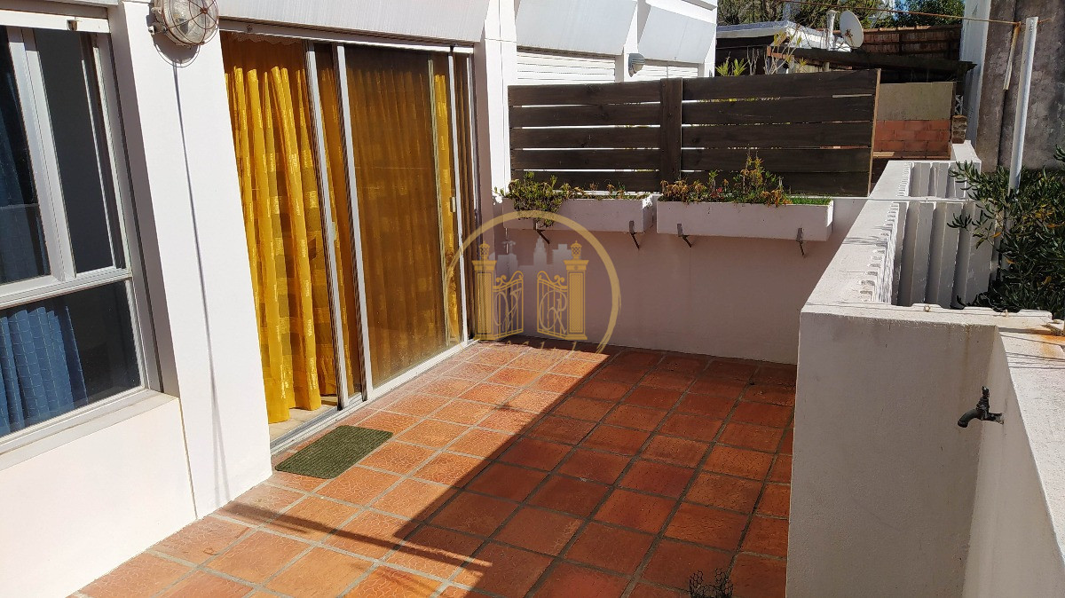 Apartamento ID.114 - Alquilo Apartamento, 1 dormitorio y medio, Península, Punta del este, Maldonado