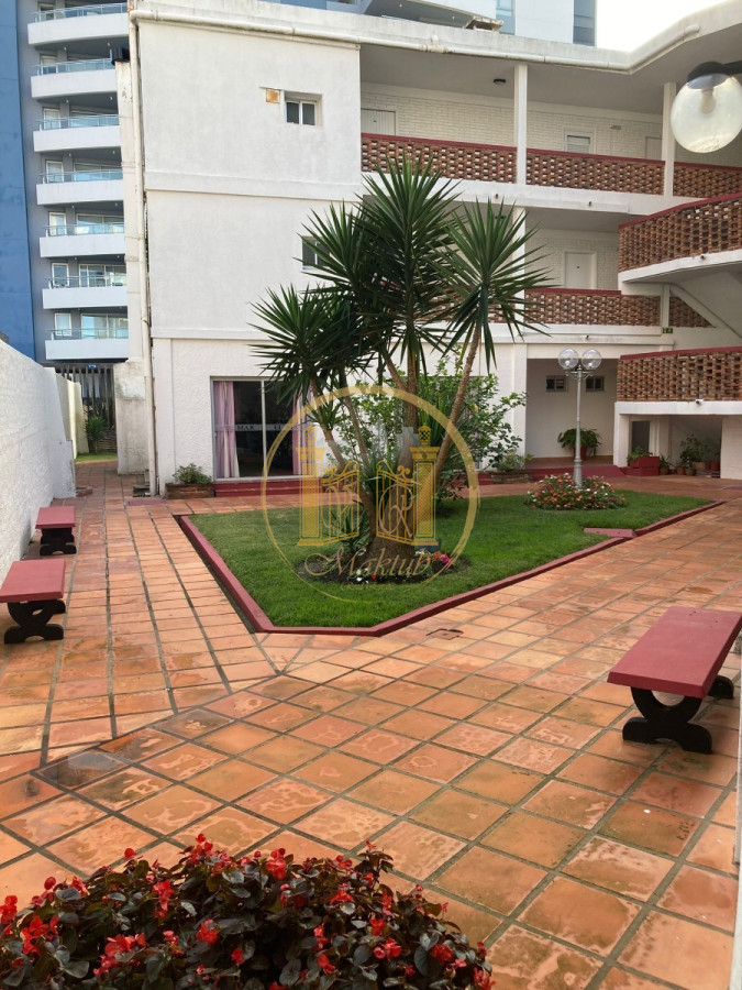 Apartamento ID.16 - Apartamento en alquiler, monoambiente, Punta del Este