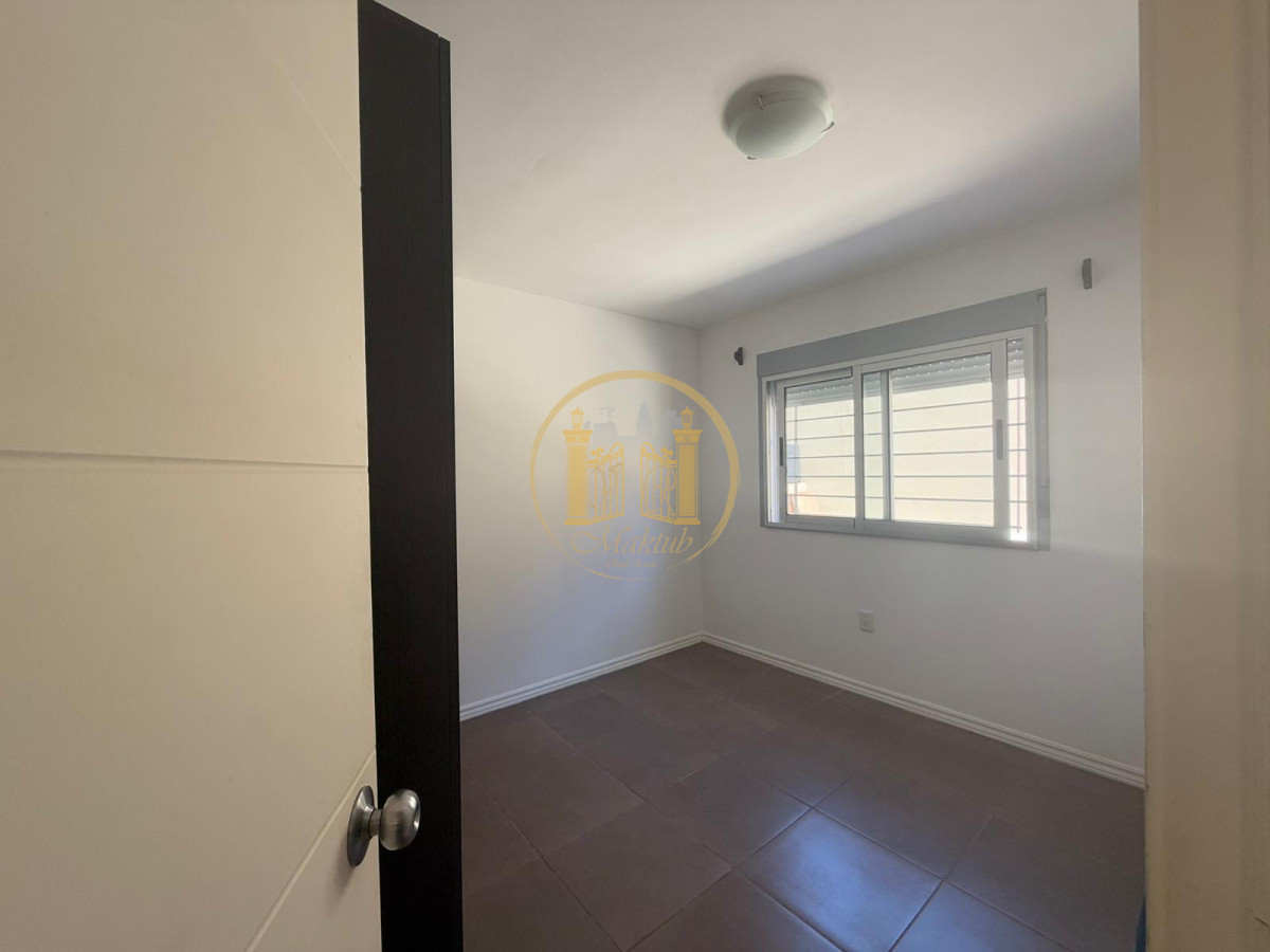 Apartamento ID.736 - Venta casa, 2 Dormitorios, Centro, Maldonado