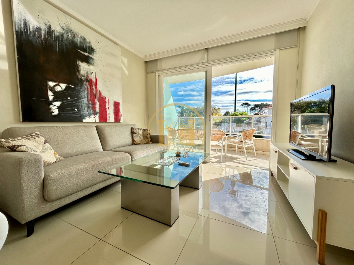 Apartamento ID.708 - Venta Apartamento, 1 Dormitorio, Balcón, Garaje, Amenities, Punta del Este, Maldonado