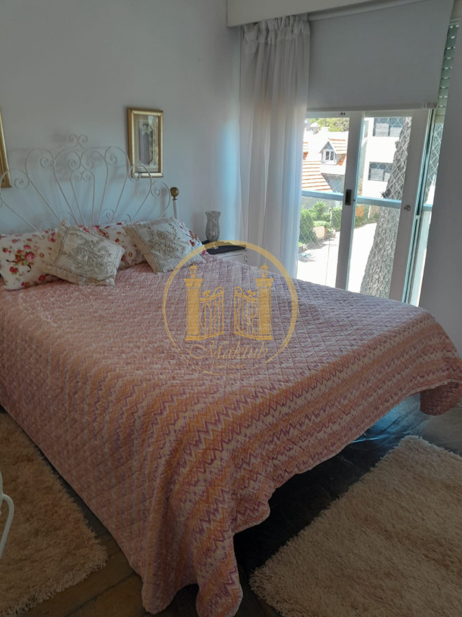Apartamento ID.304 - ALQUILO APARTAMENTO FRENTE AL MAR, 2 DORMITORIOS, 2 BAÑOS, COCHERA DOBLE, PUNTA DEL ESTE, MALDONADO