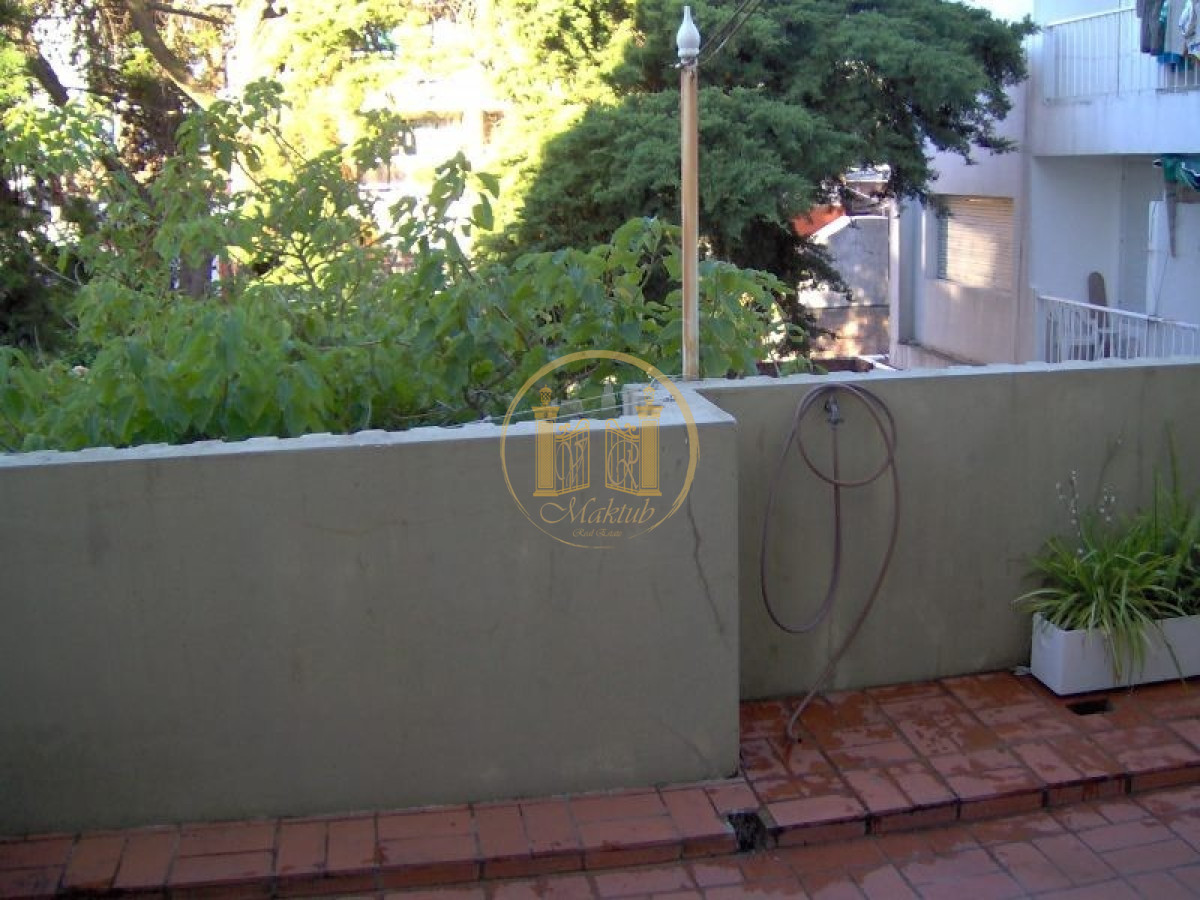 Apartamento ID.114 - Alquilo Apartamento, 1 dormitorio y medio, Península, Punta del este, Maldonado