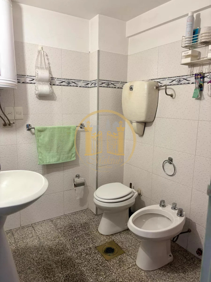 Apartamento ID.878 - VENDO APARTAMENTO, 2 DORMITORIOS, CENTRO, MONTEVIDEO