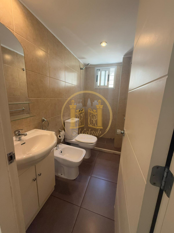Apartamento ID.736 - Venta casa, 2 Dormitorios, Centro, Maldonado