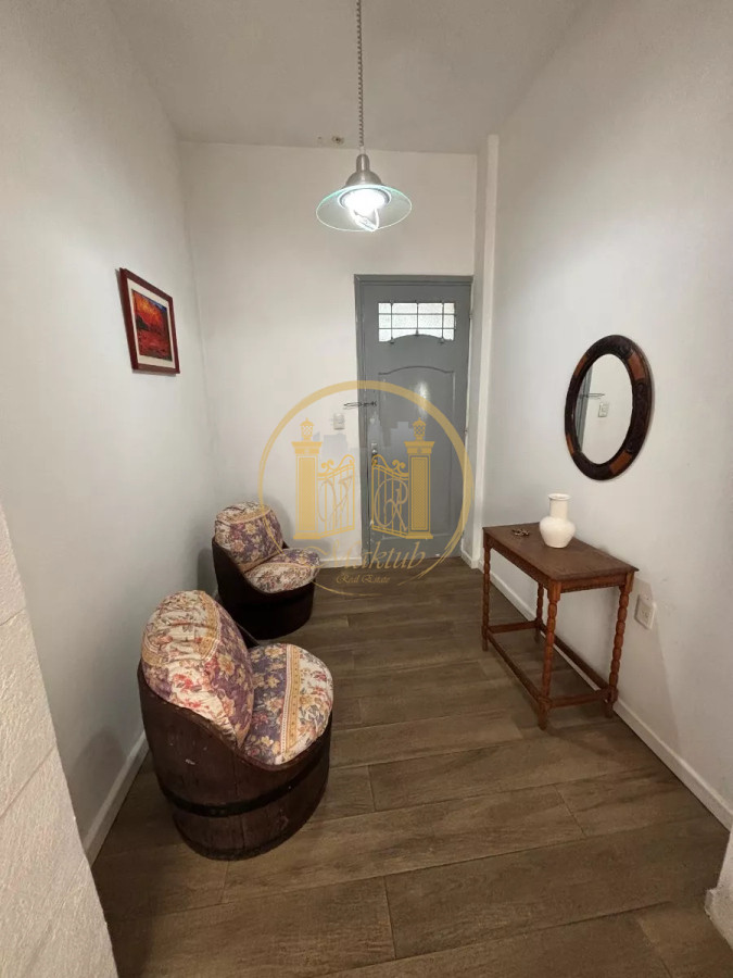 Apartamento ID.870 - VENDO APARTAMENTO, 2 DORMITORIOS, PATIO, CENTRO, MONTEVIDEO