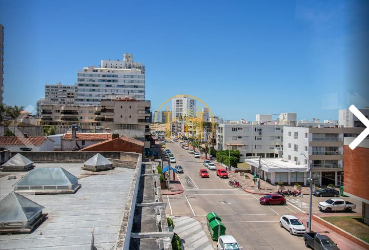Apartamento ID.184 - Vendo Apartamento, 3 dormitorio, 2 baños, Península, Punta del este, Maldonado
