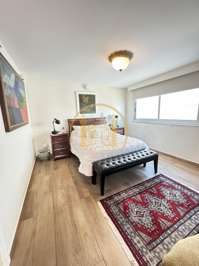 Apartamento ID.836 - VENDO APARTAMENTO, 3 DORMITORIOS, 3 BANOS, BALCON, PENINSULA, PUNTA DEL ESTE, MALDONADO 