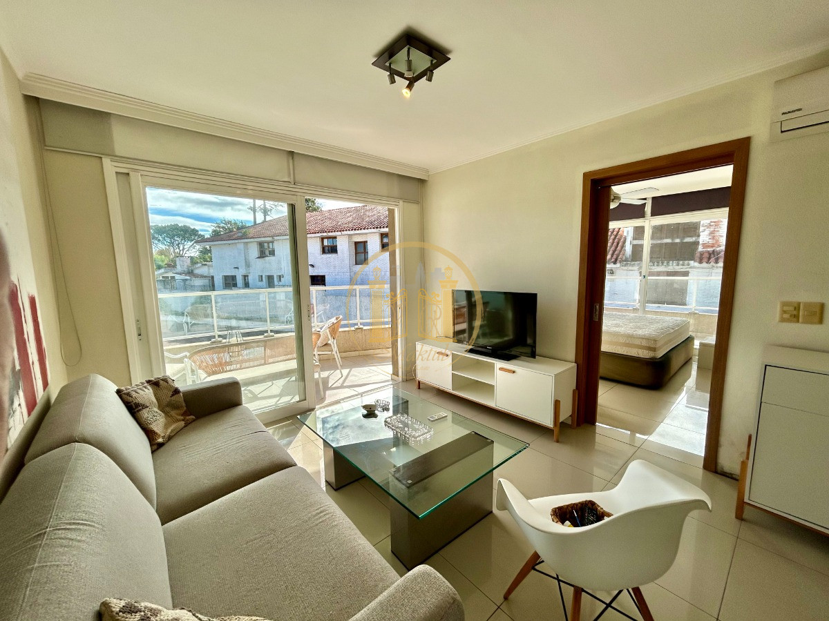 Apartamento ID.708 - Venta Apartamento, 1 Dormitorio, Balcón, Garaje, Amenities, Punta del Este, Maldonado