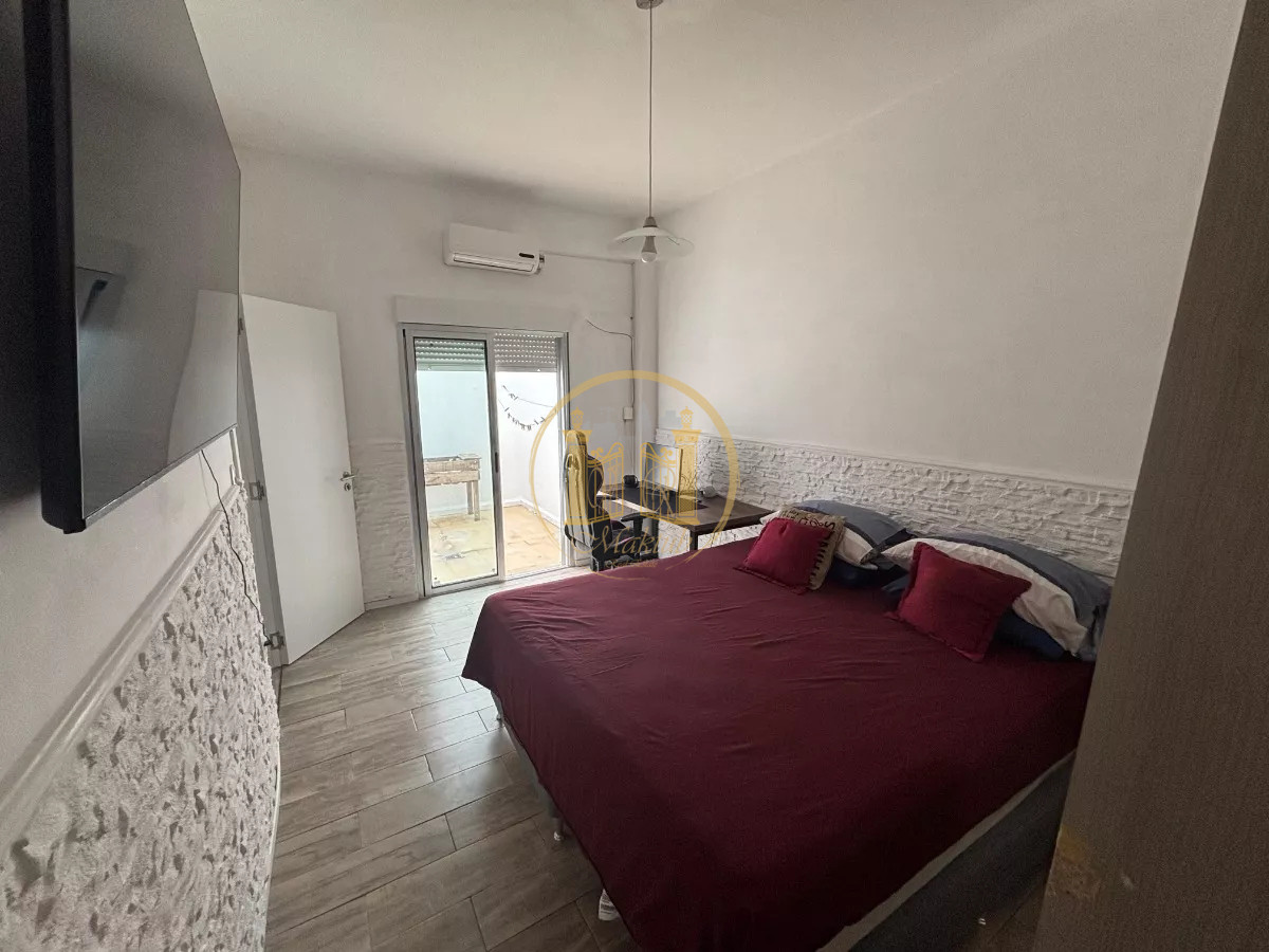 Apartamento ID.870 - VENDO APARTAMENTO, 2 DORMITORIOS, PATIO, CENTRO, MONTEVIDEO