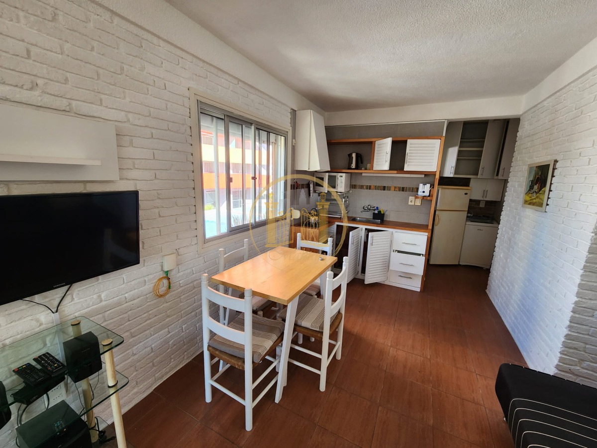 Apartamento ID.531 - Vendo Apartamento, monoambiente, reciclado moderno, Punta del este, Maldonado