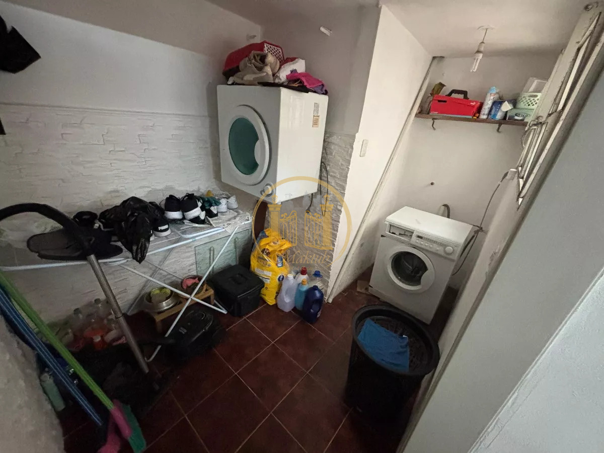 Apartamento ID.870 - VENDO APARTAMENTO, 2 DORMITORIOS, PATIO, CENTRO, MONTEVIDEO