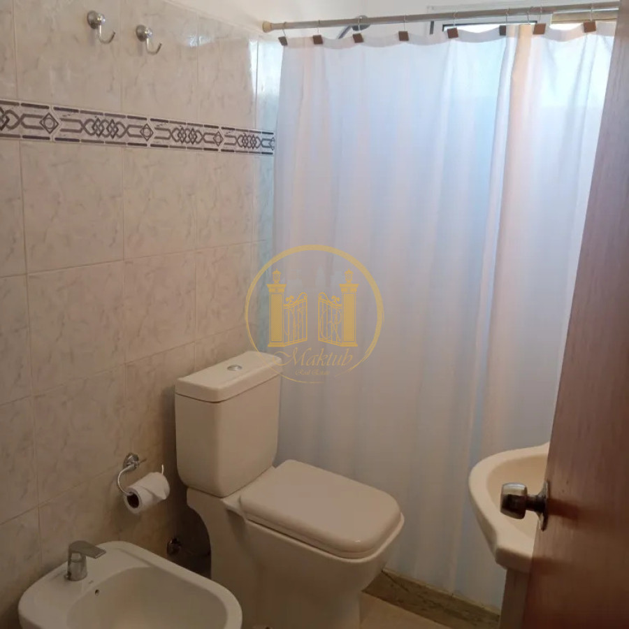 Apartamento ID.1160 - VENDO APARTAMENTO O PERMUTO, 2 DORMITORIOS, ESTUFA A LENA, CENTRO, MALDONADO 