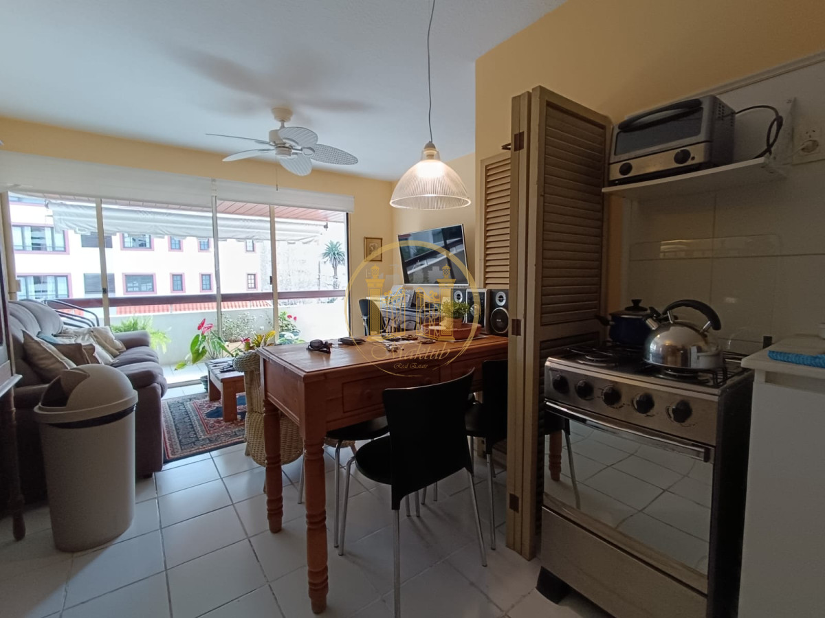 Apartamento ID.530 - Vendo apartamento, 2 dormitorio, 2 baños, balcón, cochera, amenities, Península, Maldonado