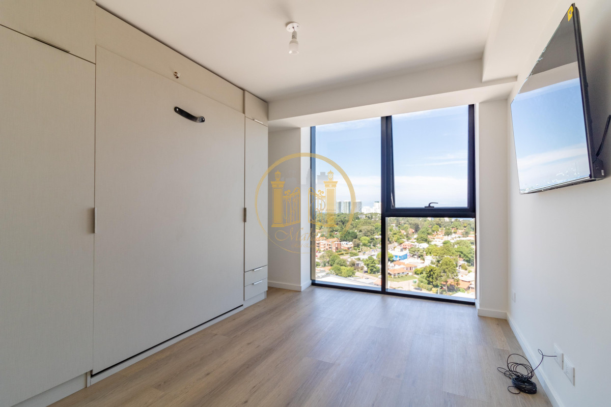 Apartamento ID.823 - VENDO APARTAMENTO, 3 DORMITORIOS, 2 BANOS, LOCK OFF, BALCON, FULL AMENITIES, PUNTA DEL ESTE, MALDONADO 