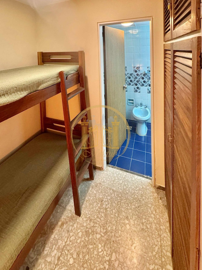 Apartamento ID.822 - VENDO APARTAMENTO, 2 DORMITORIOS, 2 BANOS, GARAJE, PENINSULA, PUNTA DEL ESTE, MALDONADO 