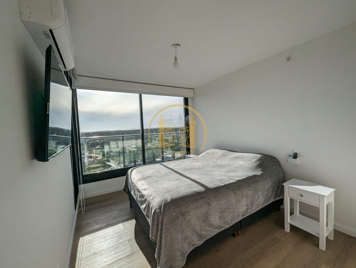 Apartamento ID.823 - VENDO APARTAMENTO, 3 DORMITORIOS, 2 BANOS, LOCK OFF, BALCON, FULL AMENITIES, PUNTA DEL ESTE, MALDONADO 